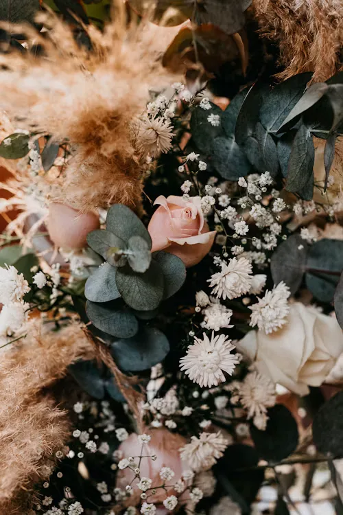 Boho neutral wedding 02