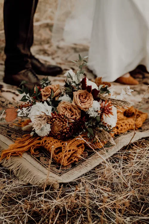Boho neutral wedding 08