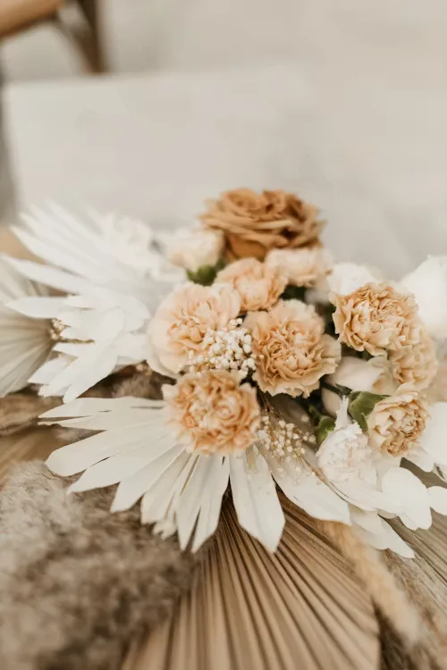 Boho neutral wedding 12