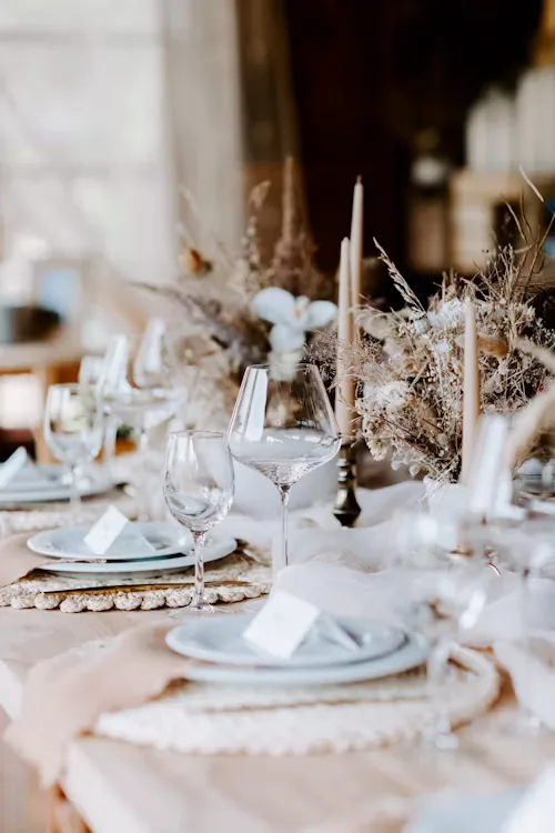 Boho neutral wedding 13