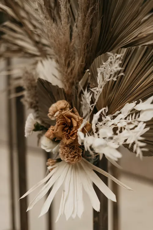 Boho neutral wedding 14