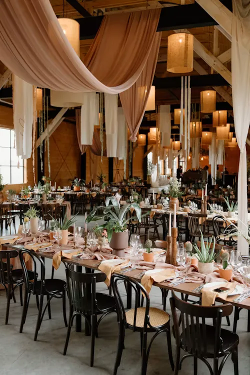 Boho neutral wedding 15