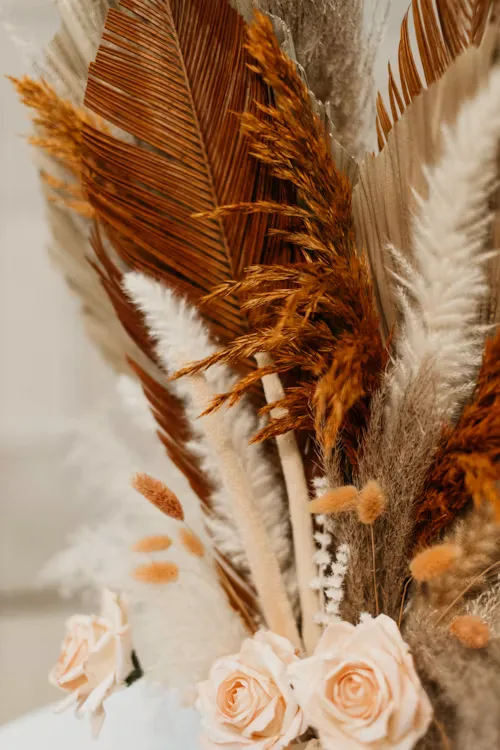 Boho neutral wedding 22