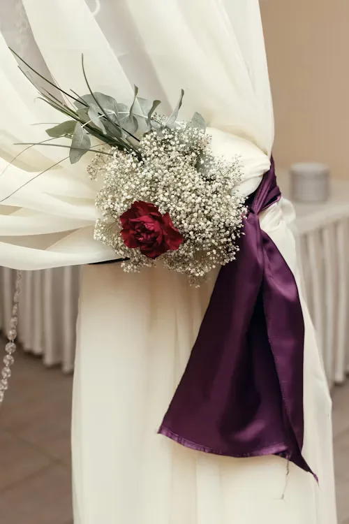 Burgundy wedding 09