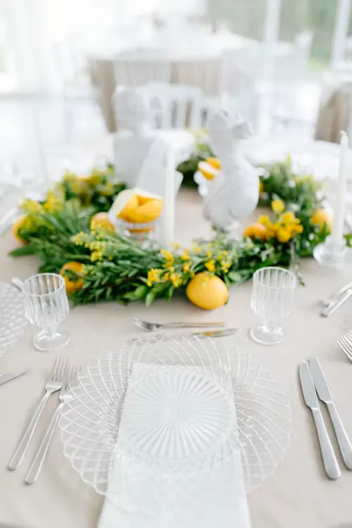 Butter yellow wedding 05