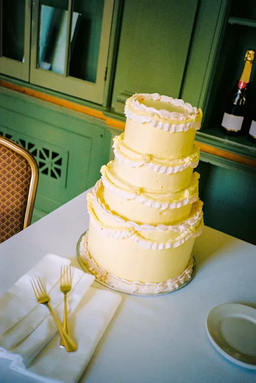 Butter yellow wedding 08
